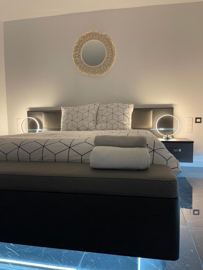Appartement Hors Du Commun Avec Son Jacuzzi Salies-de-Bearn Exterior photo