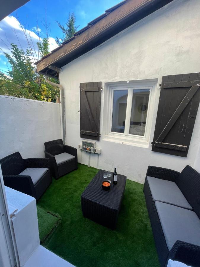 Appartement Hors Du Commun Avec Son Jacuzzi Salies-de-Bearn Exterior photo